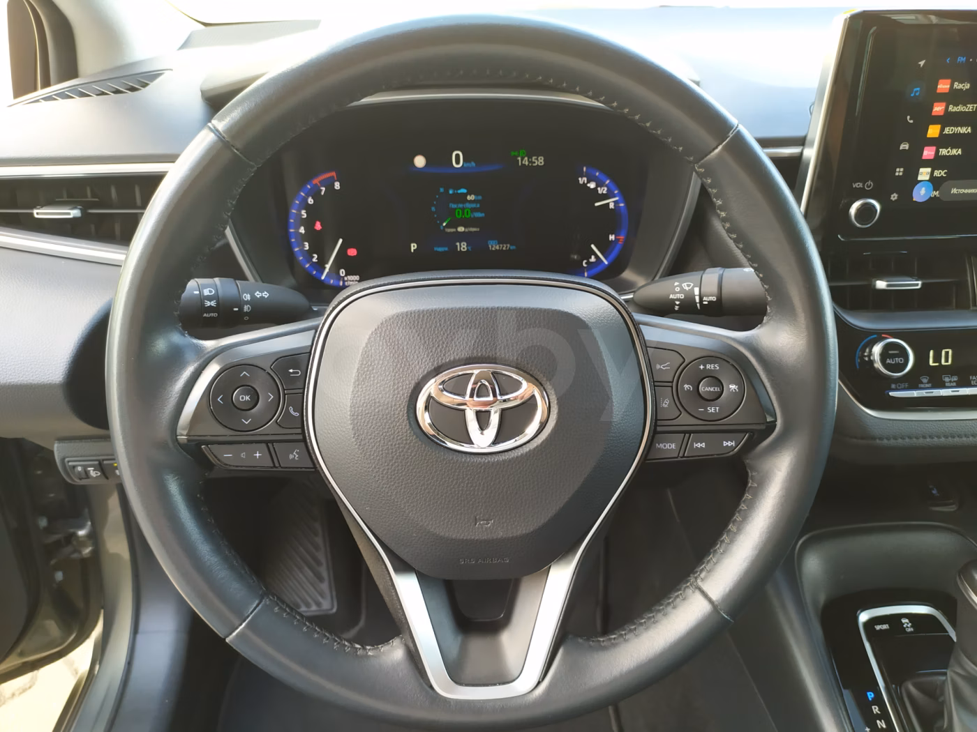 Toyota Corolla фото 16