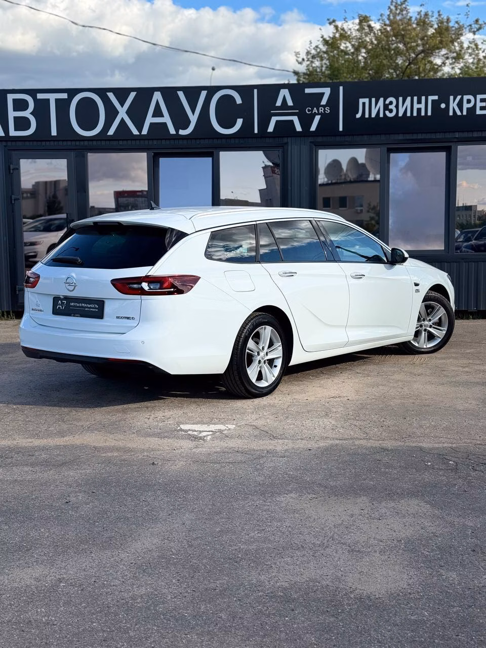 Opel Insignia фото 5