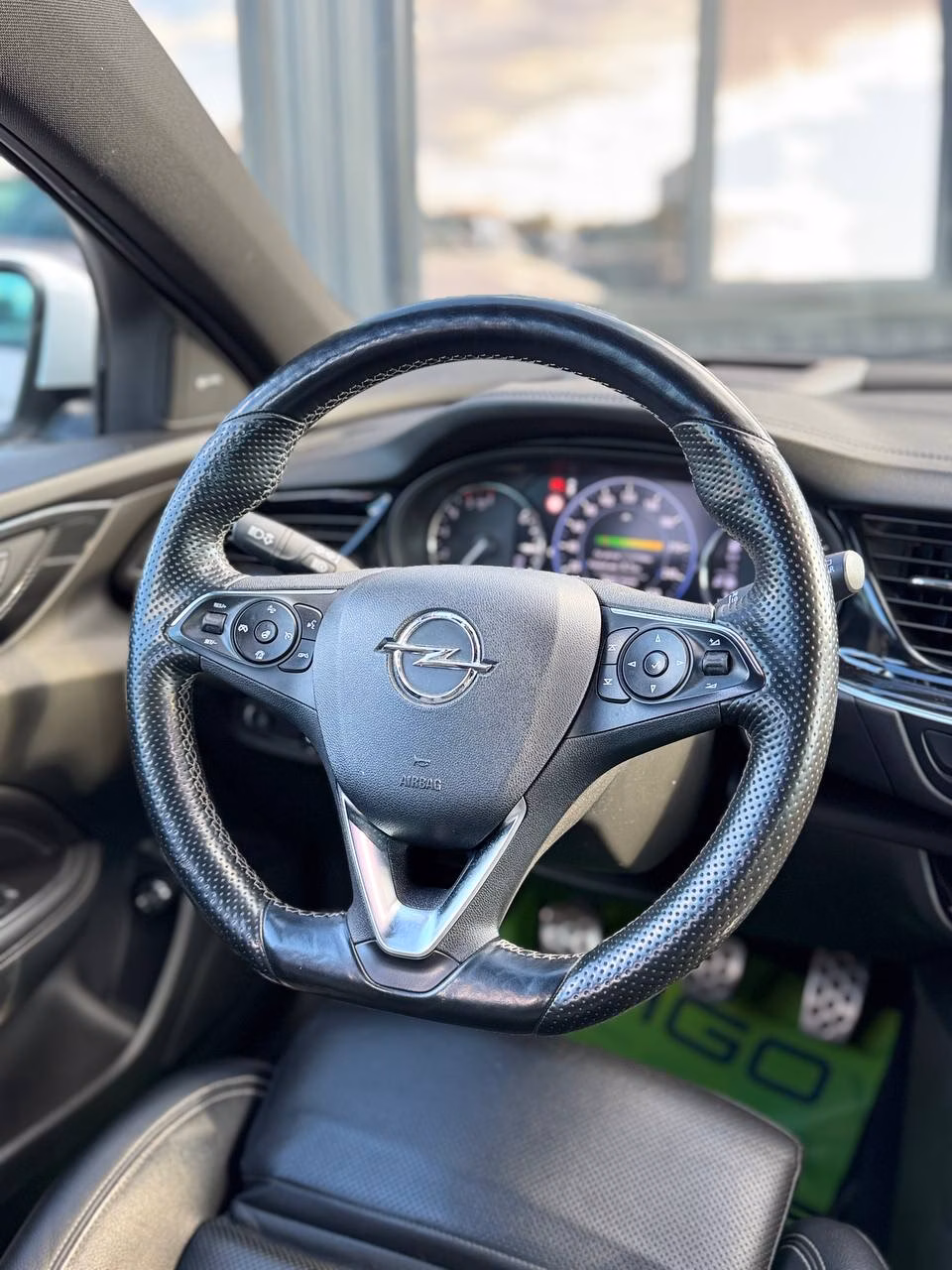 Opel Insignia фото 13