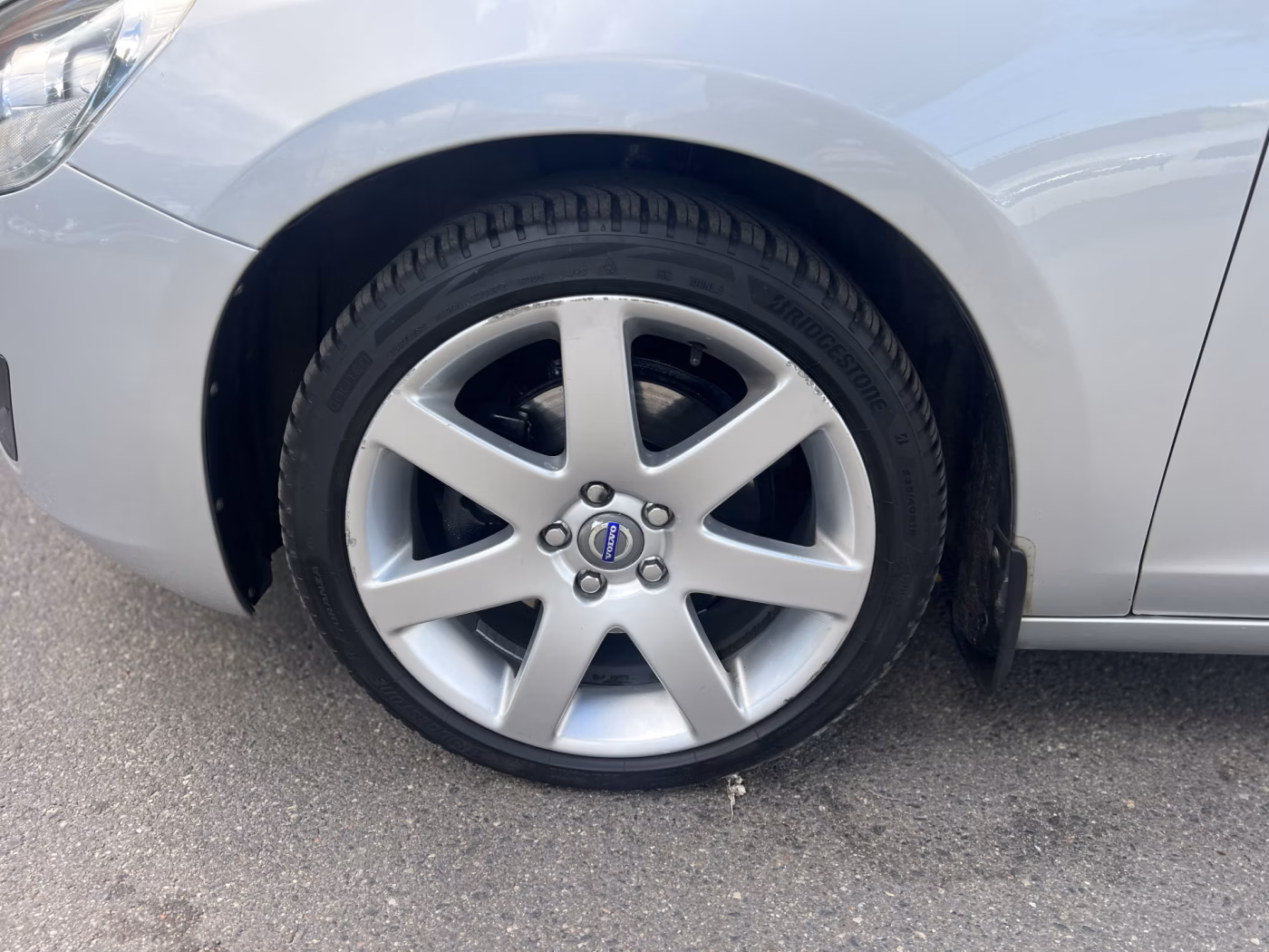 Volvo V60 фото 11