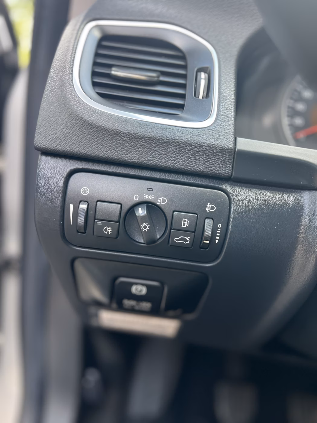 Volvo V60 фото 16