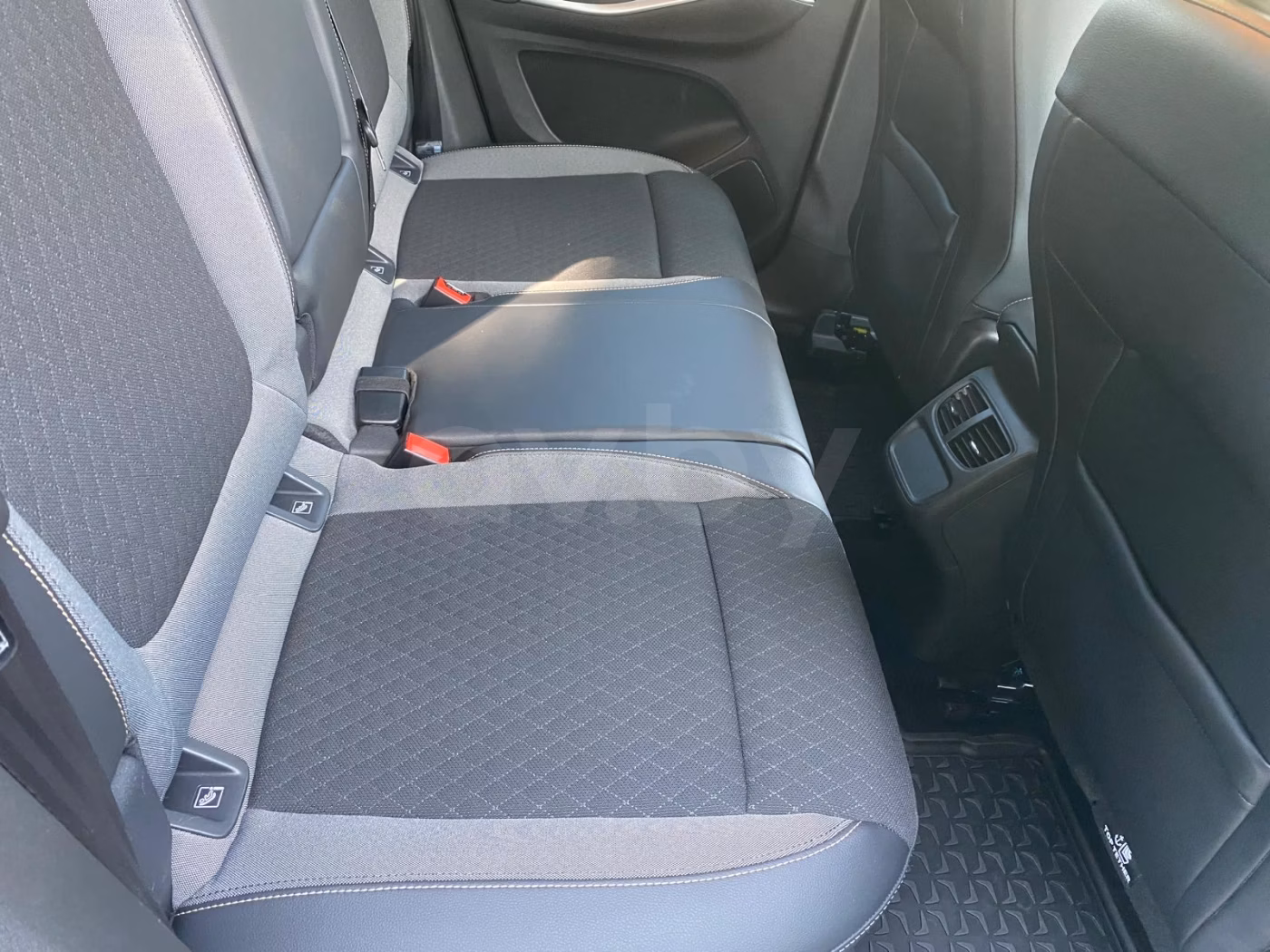 Opel Grandland X фото 13