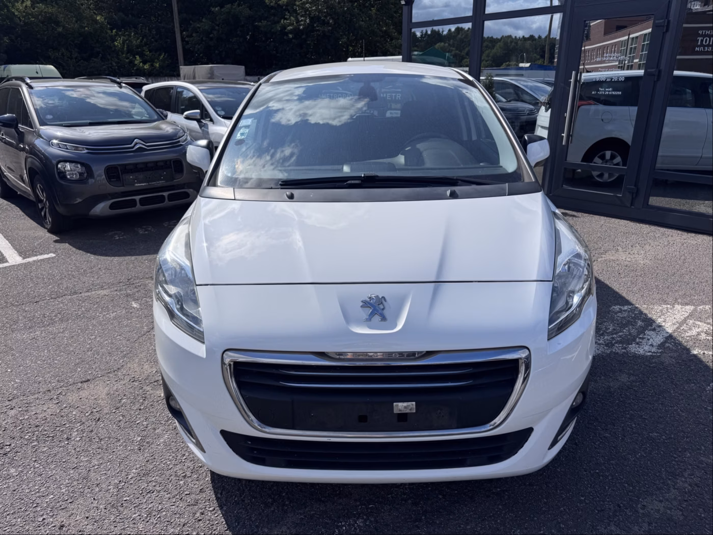 Peugeot 5008 фото 3