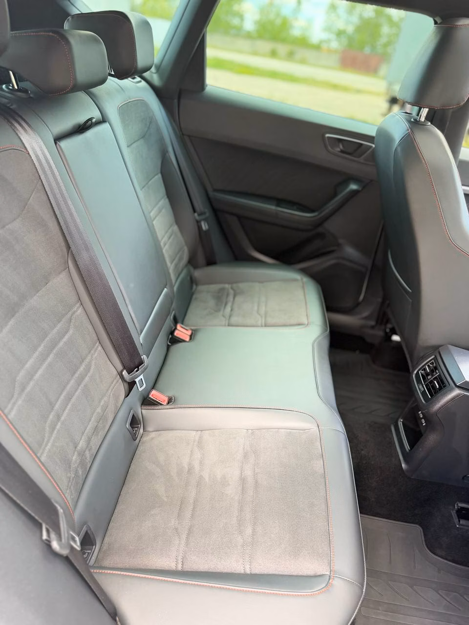 SEAT Ateca фото 11