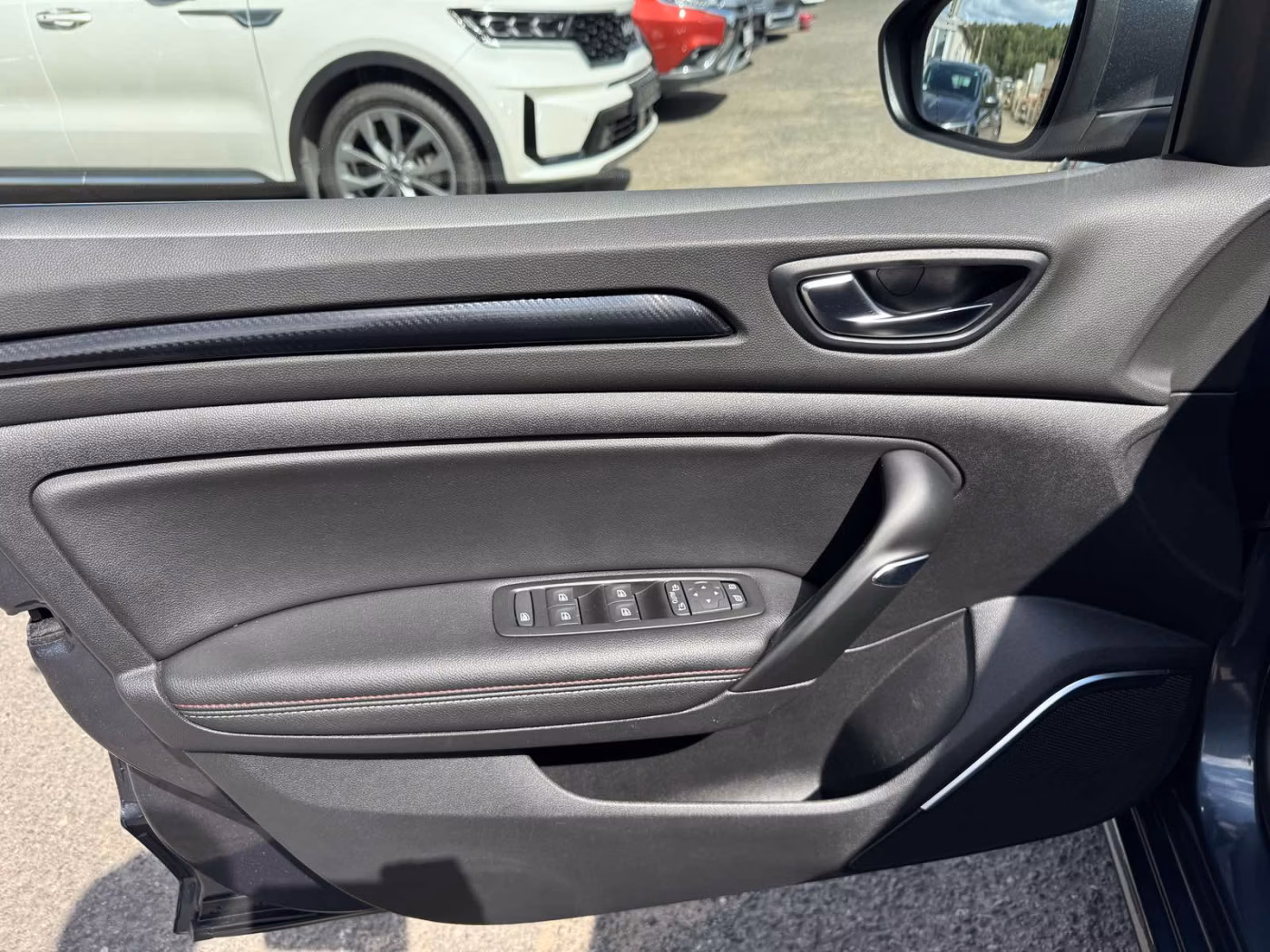 Renault Megane фото 14