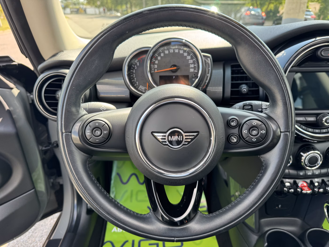 MINI Hatch фото 11