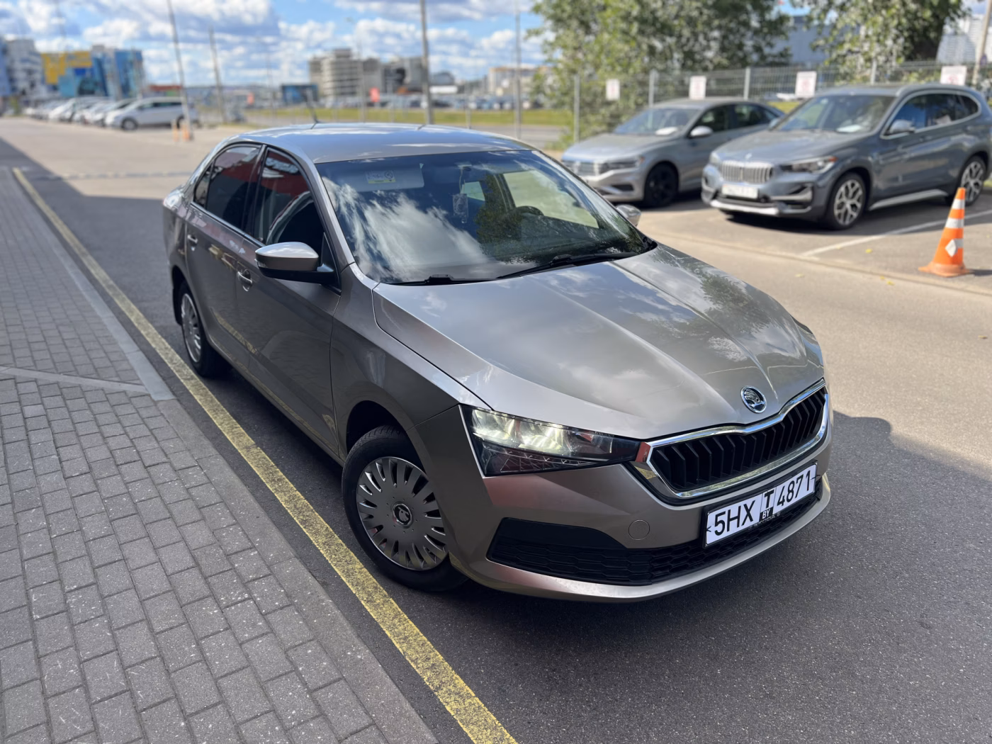 Skoda Rapid фото 8