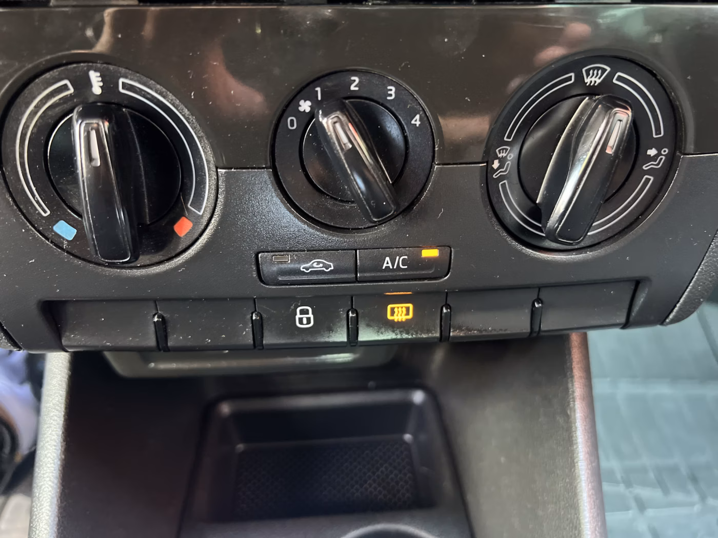 Skoda Rapid фото 16