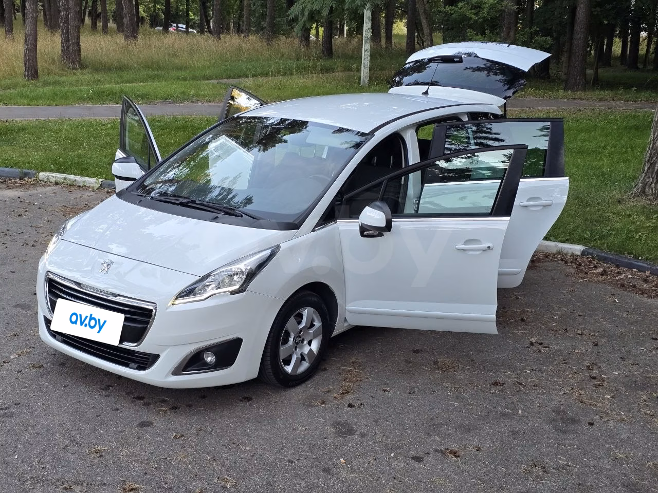 Peugeot 5008 фото 4