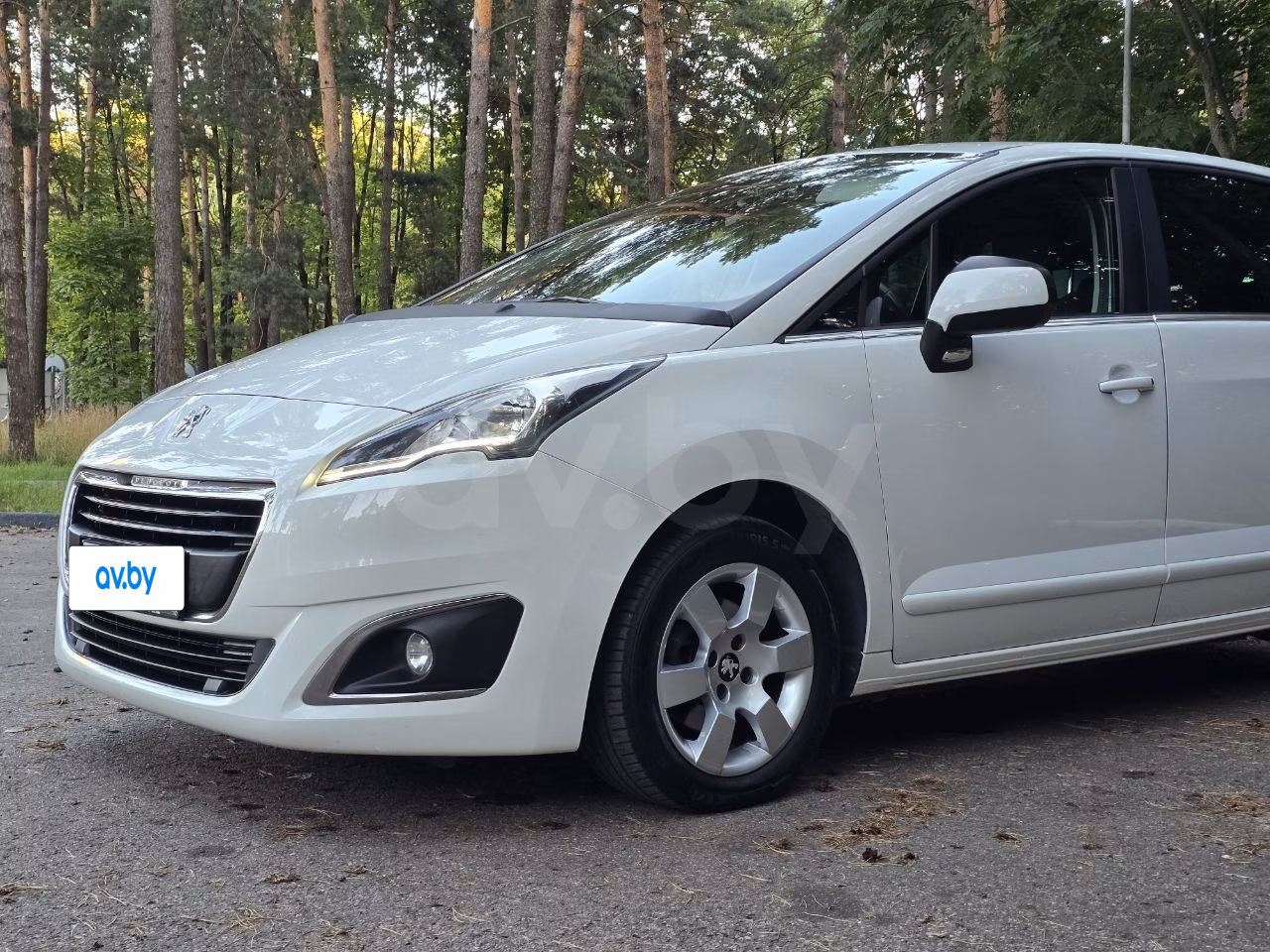 Peugeot 5008 фото 5