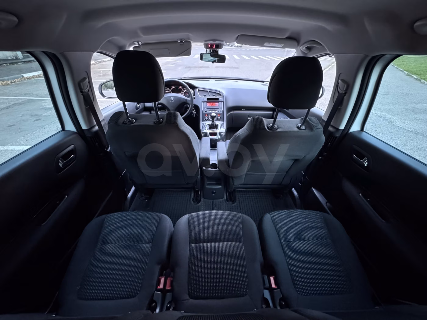 Peugeot 5008 фото 19