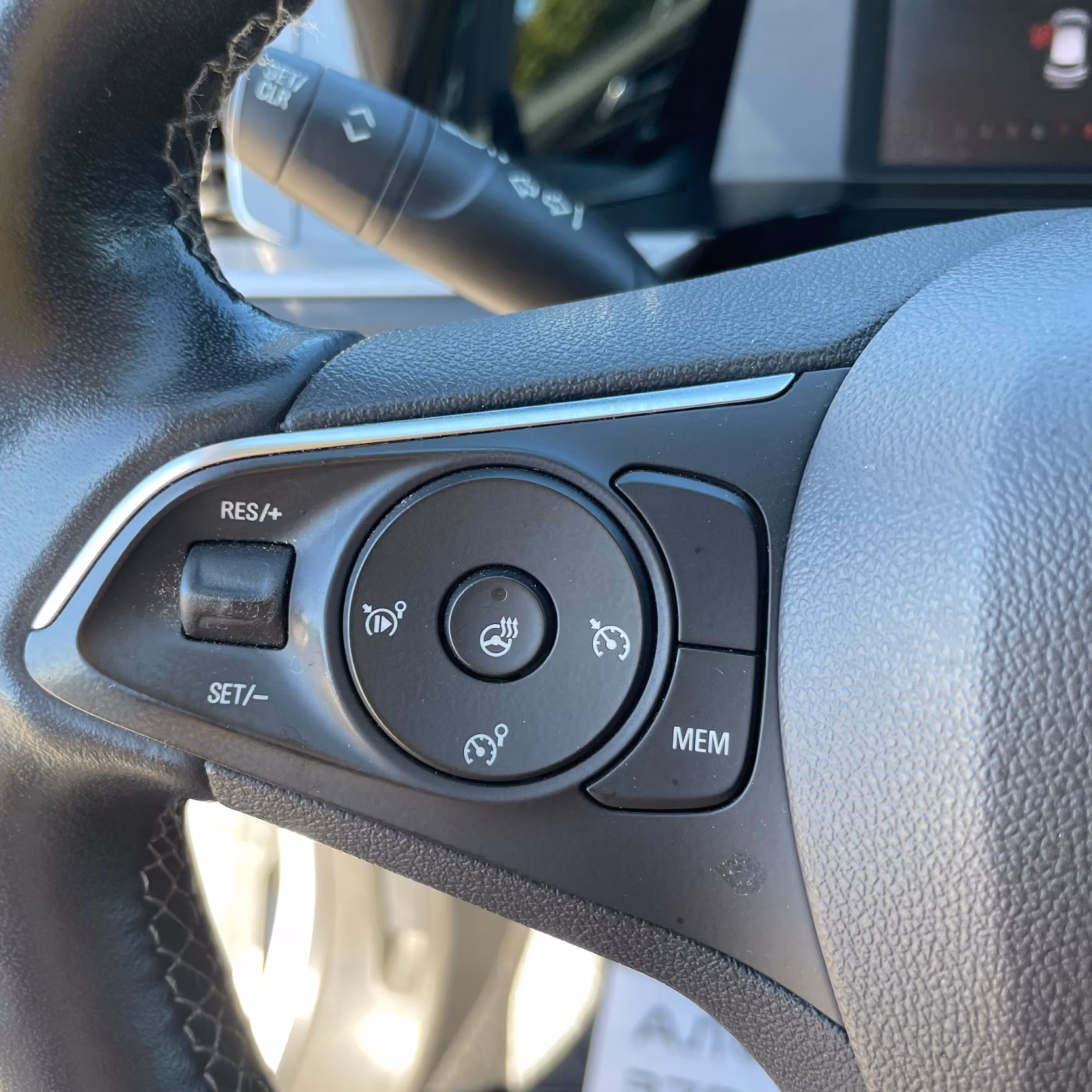 Opel Grandland X фото 17