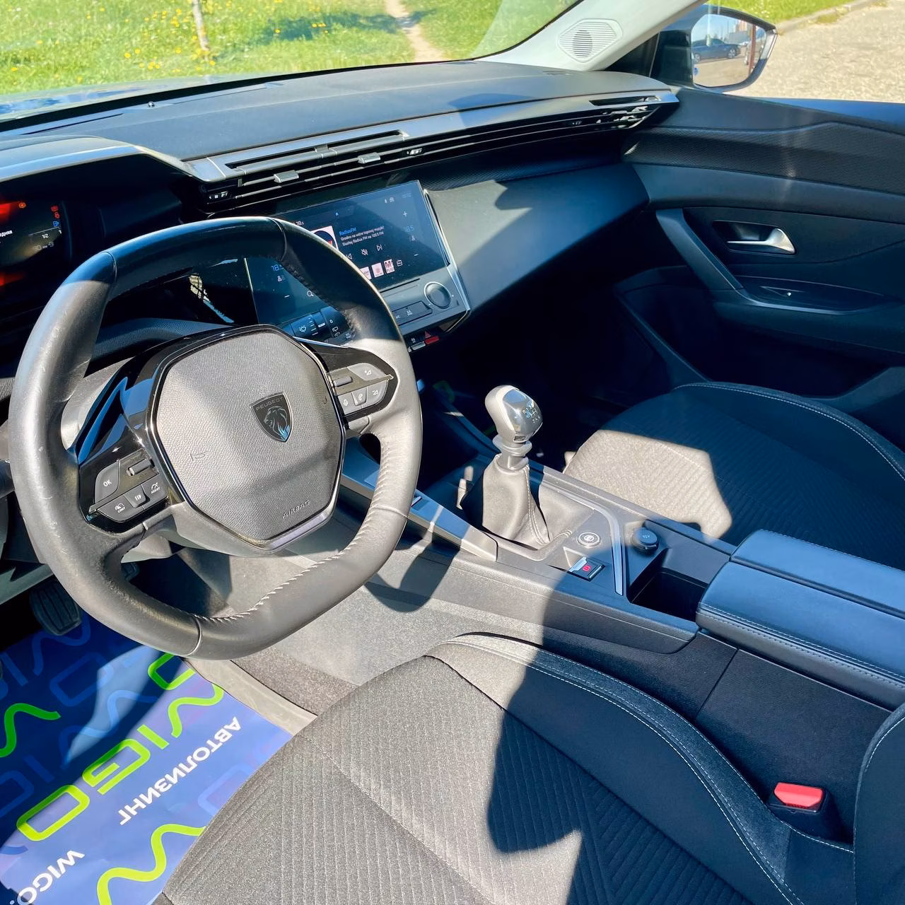 Peugeot 308 фото 7
