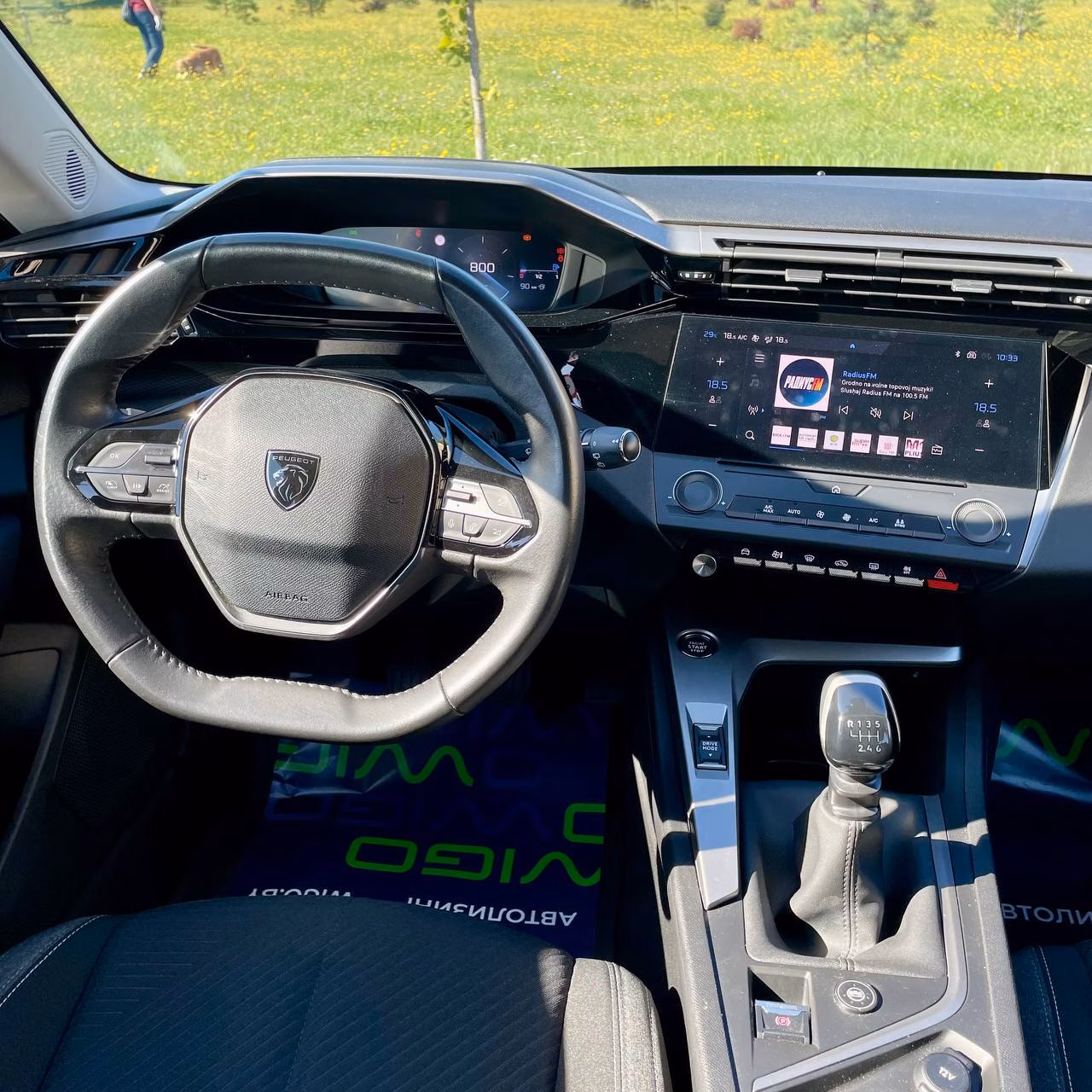 Peugeot 308 фото 11