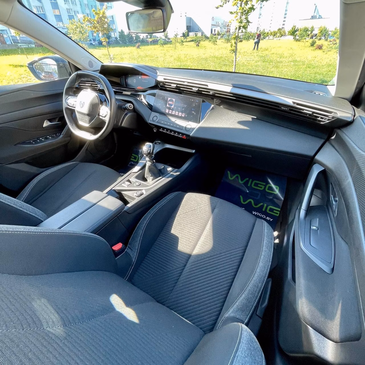 Peugeot 308 фото 15