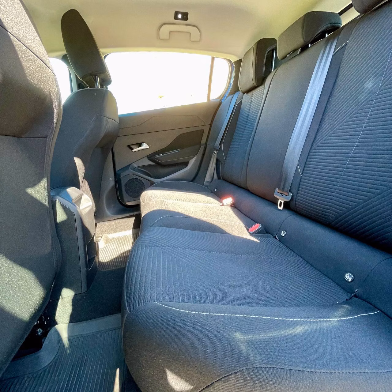 Peugeot 308 фото 18