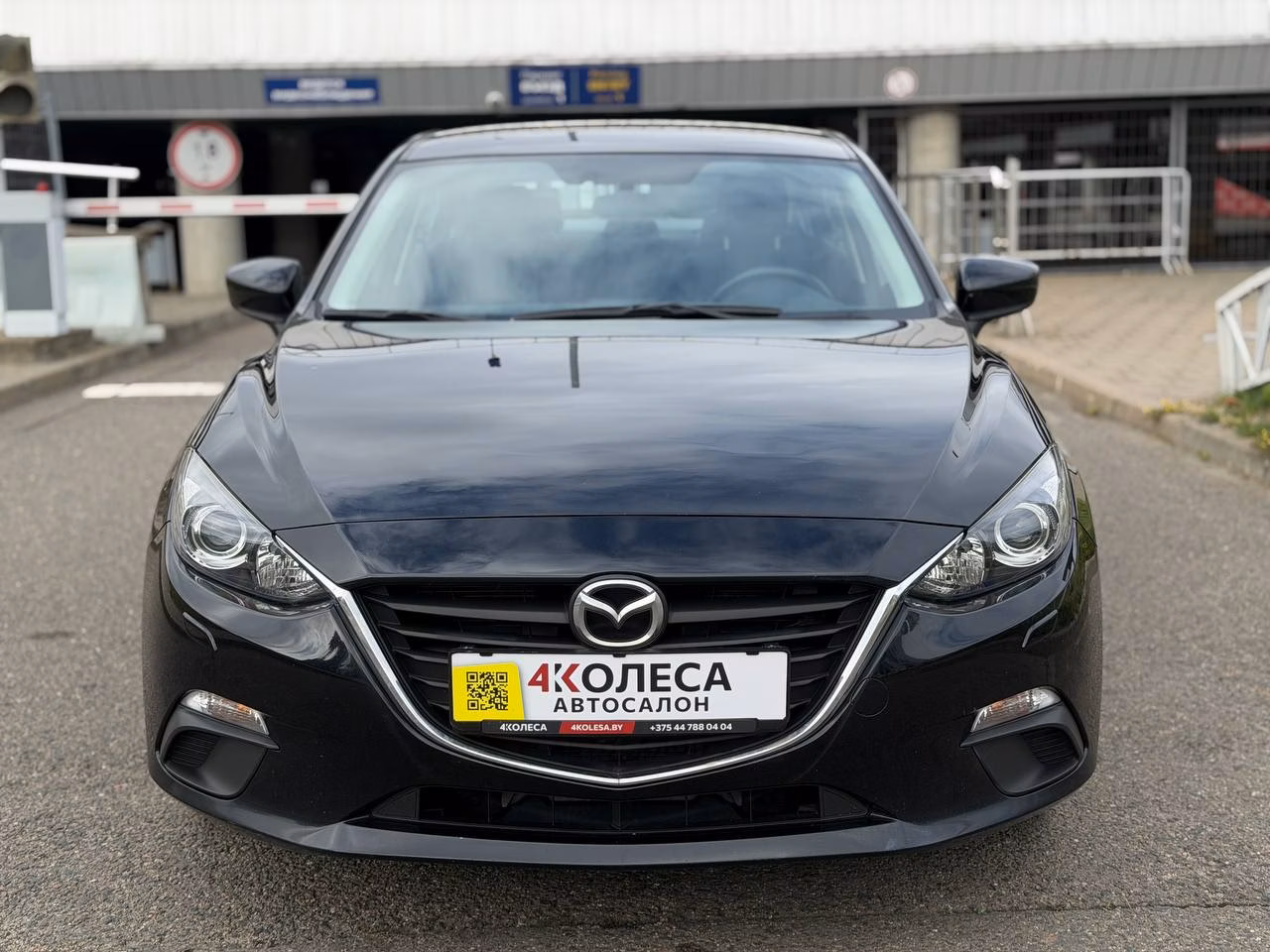 Mazda 3 фото 2