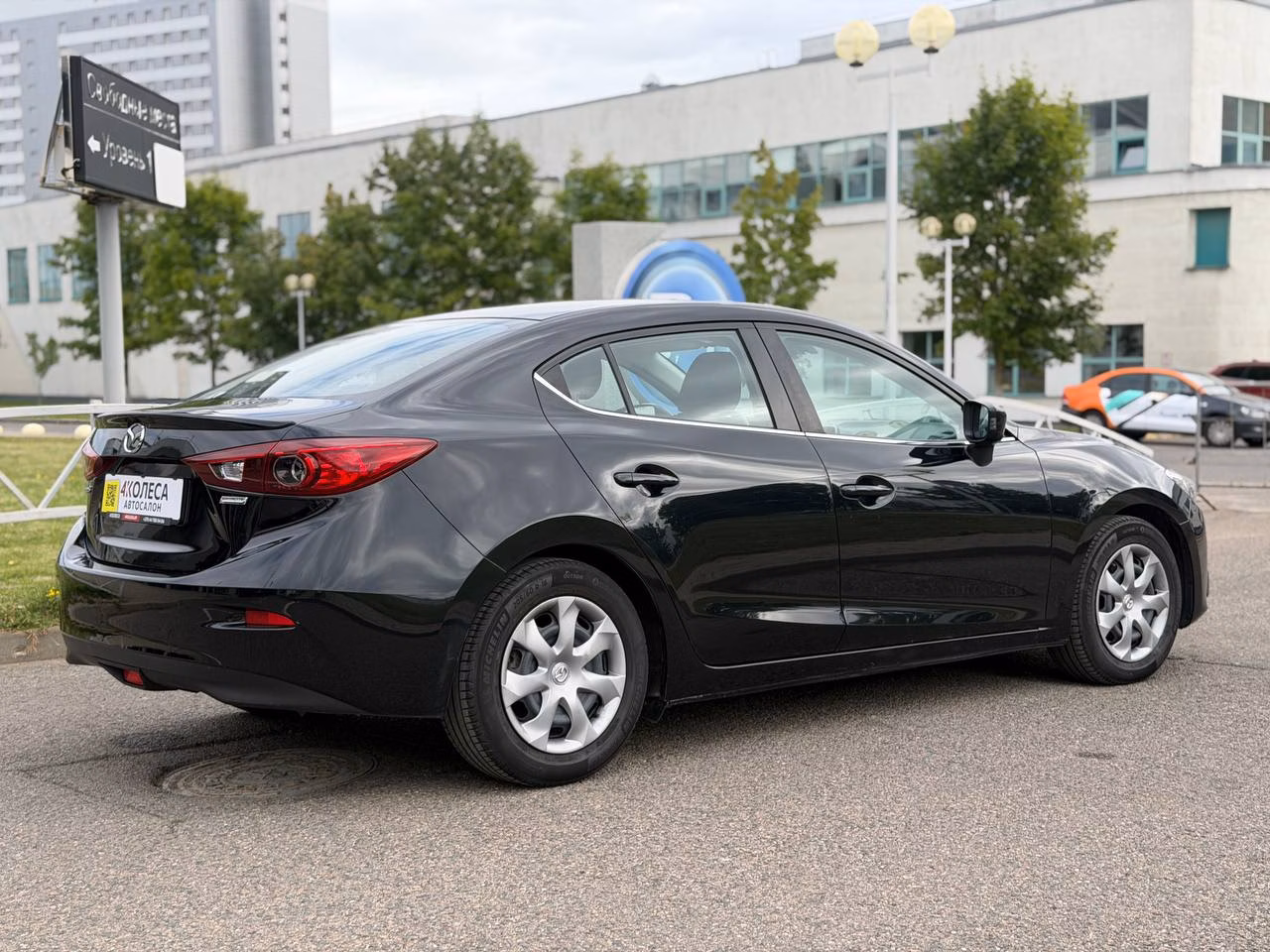 Mazda 3 фото 4