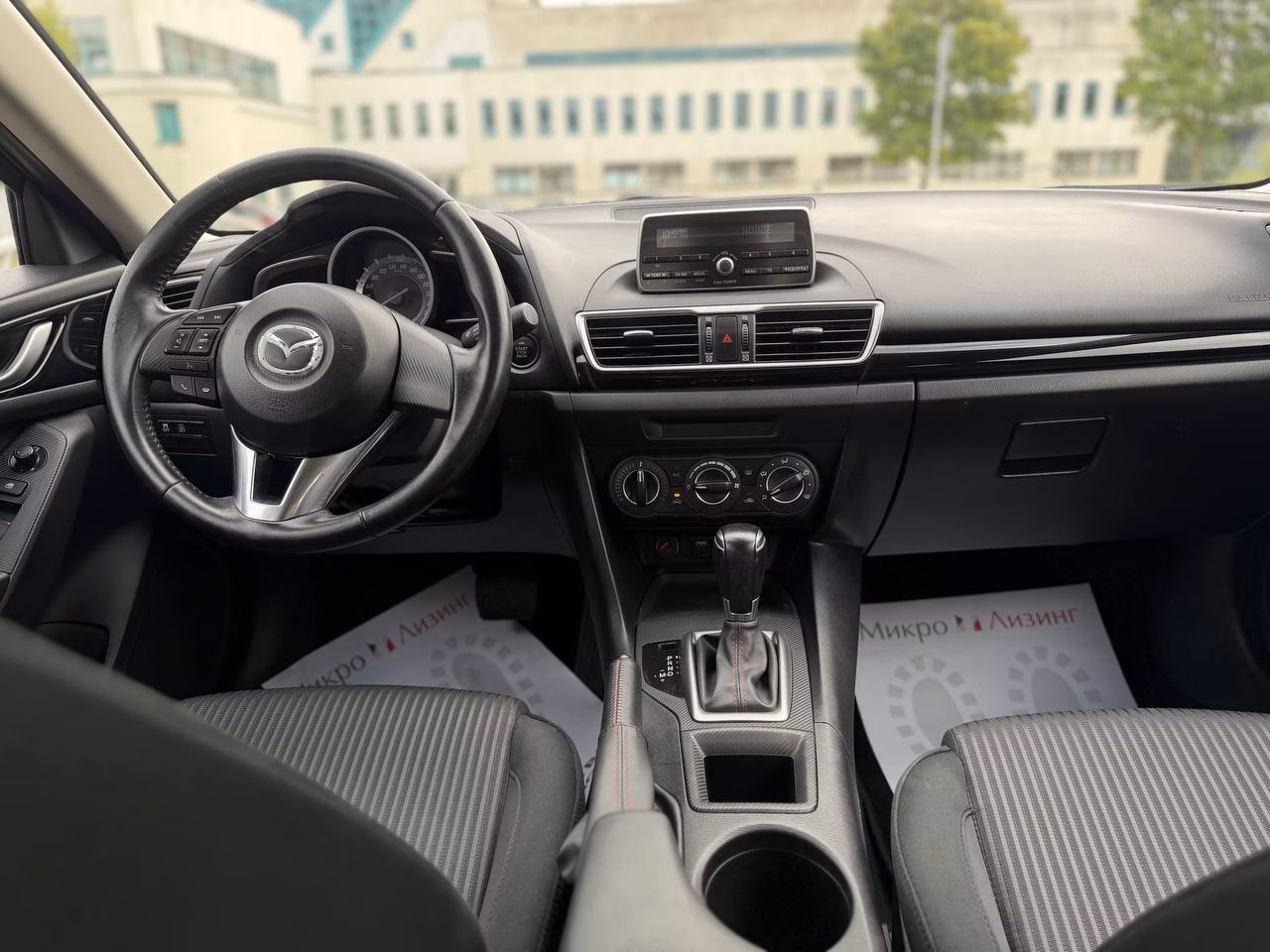 Mazda 3 фото 9