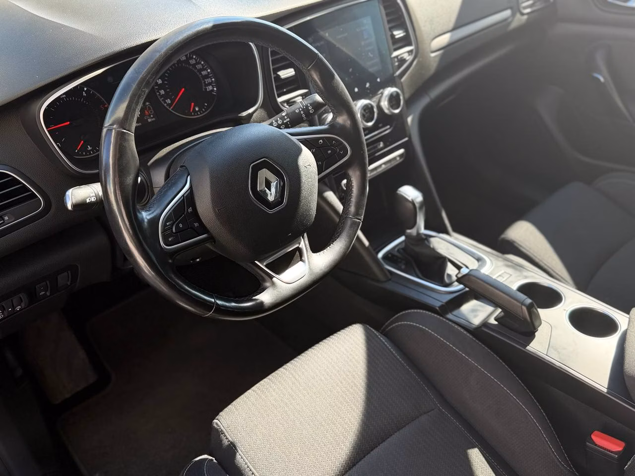 Renault Megane фото 14