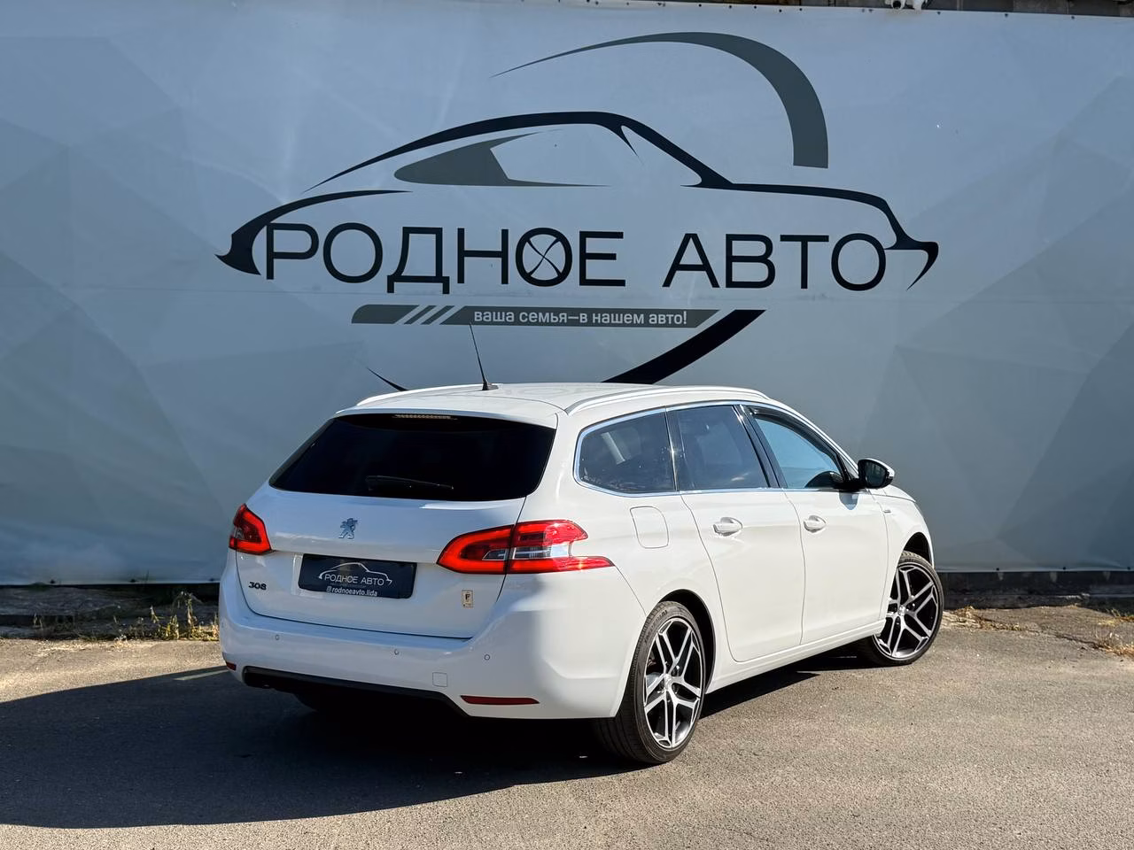 Peugeot 308 фото 6