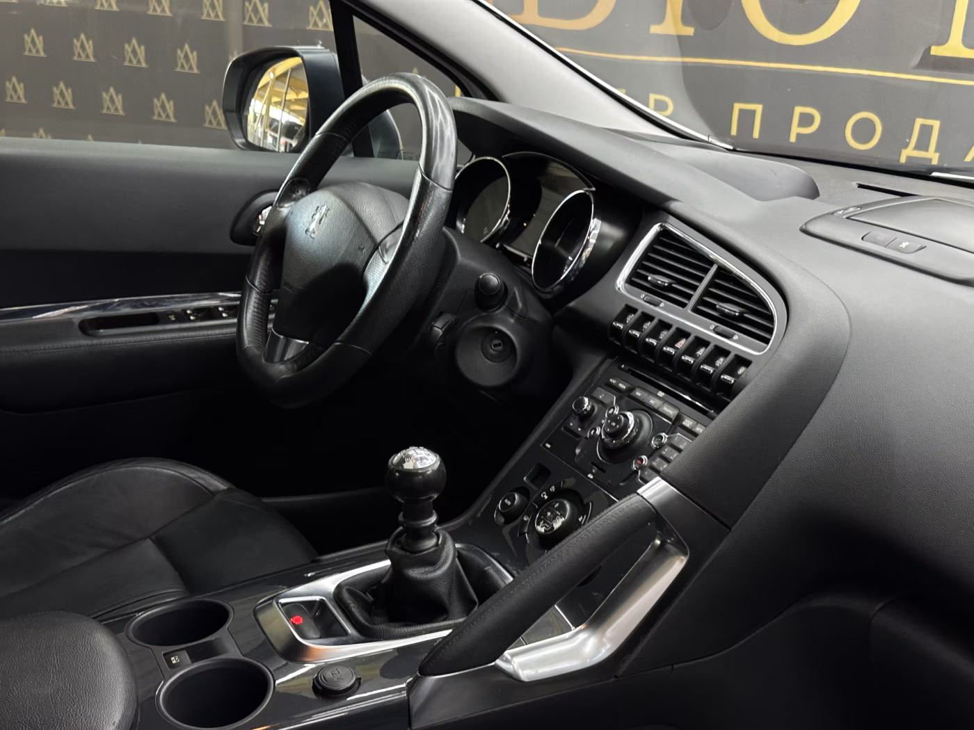 Peugeot 3008 фото 11