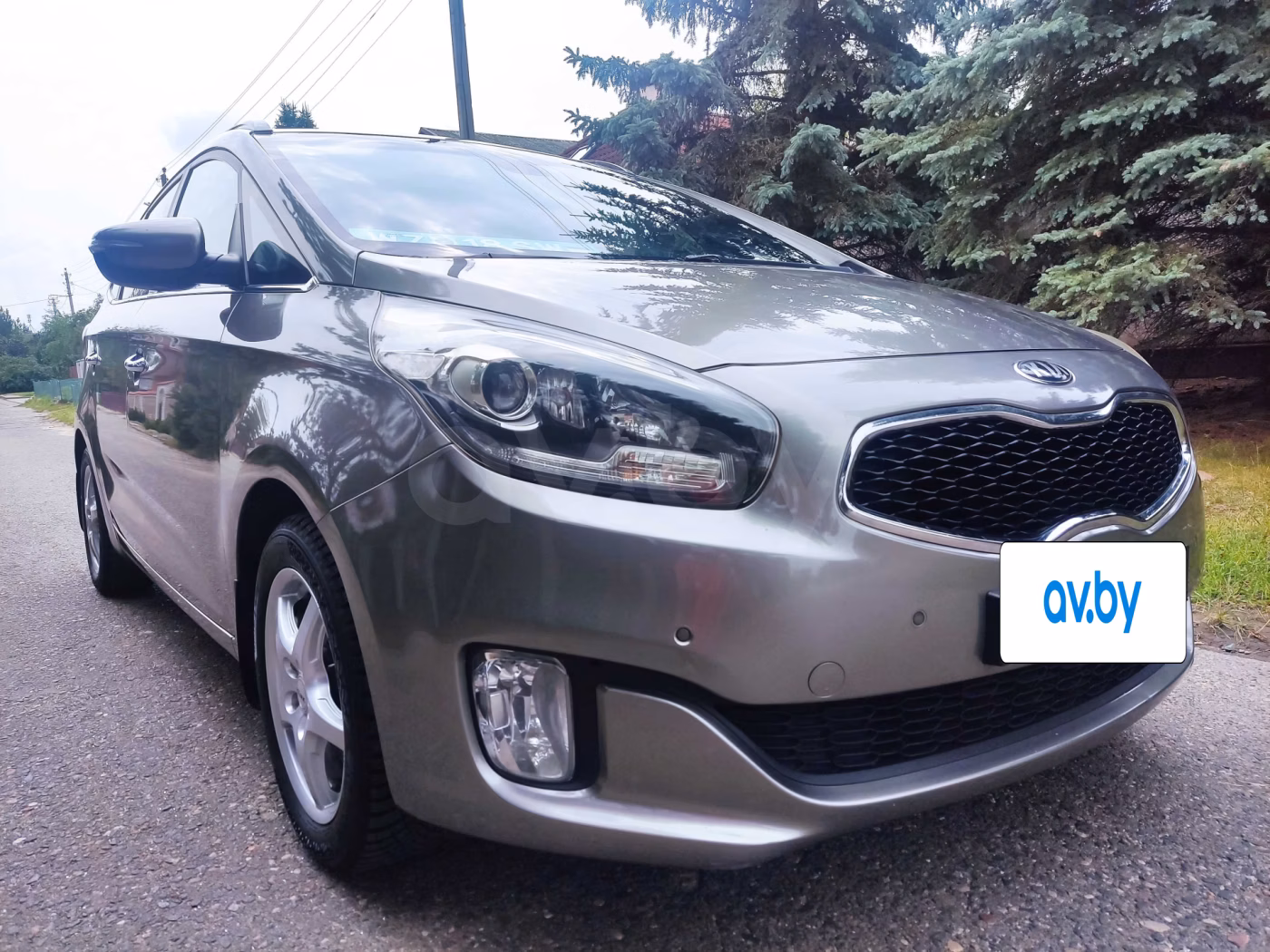 Kia Carens