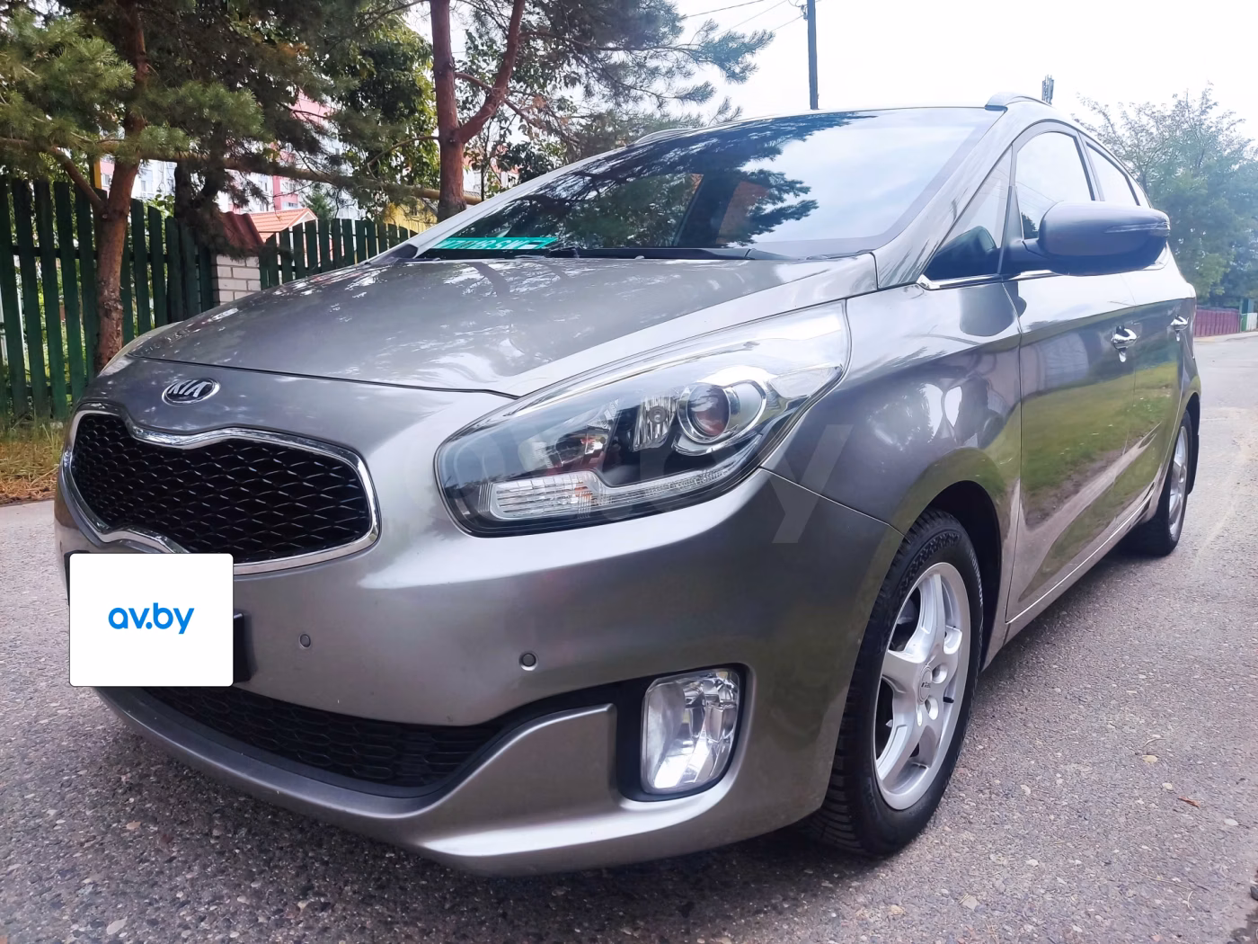 Kia Carens фото 5