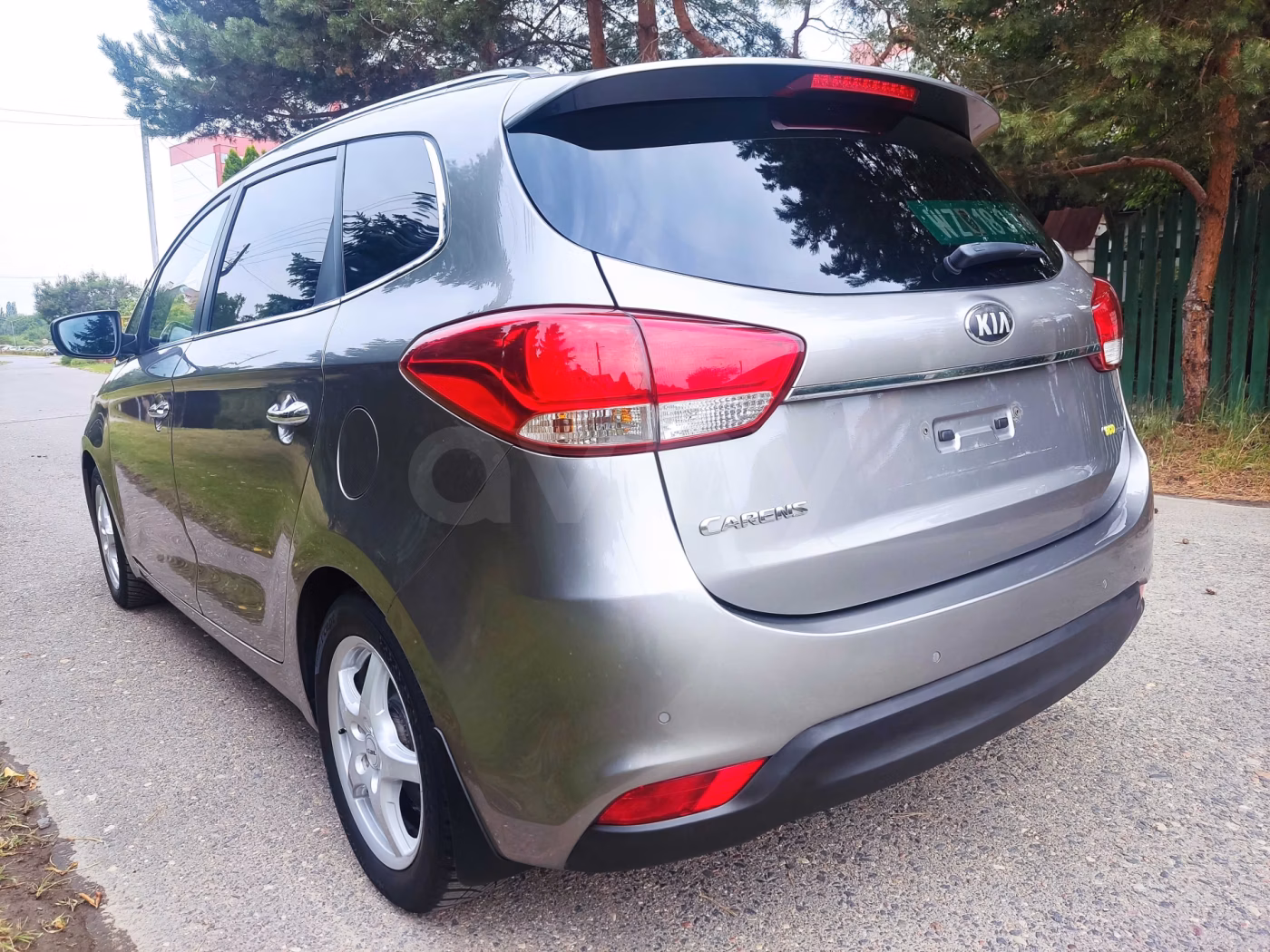 Kia Carens фото 7