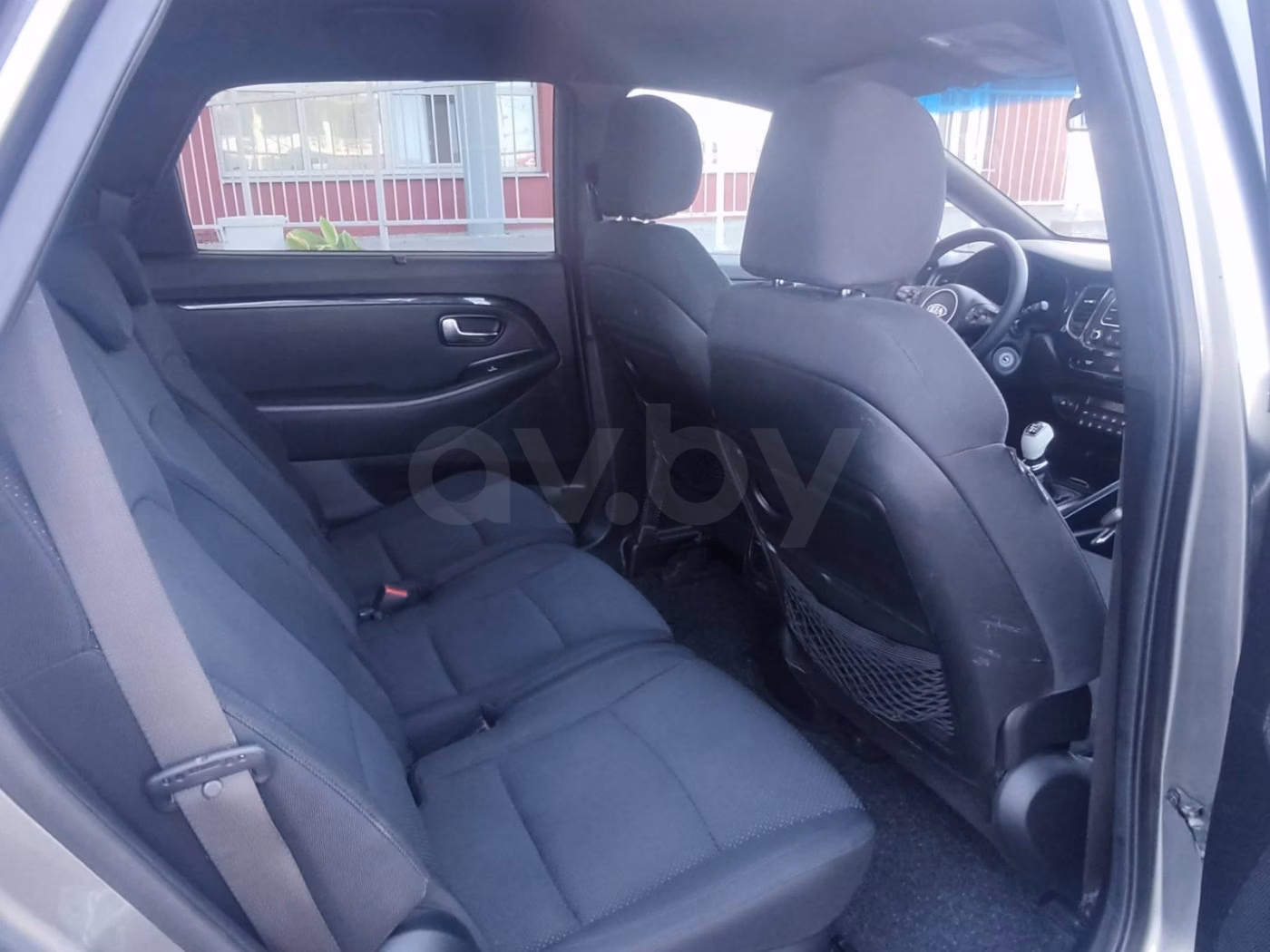 Kia Carens фото 13