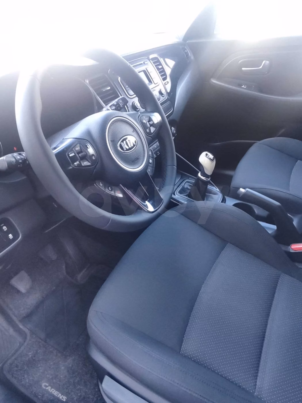 Kia Carens фото 16