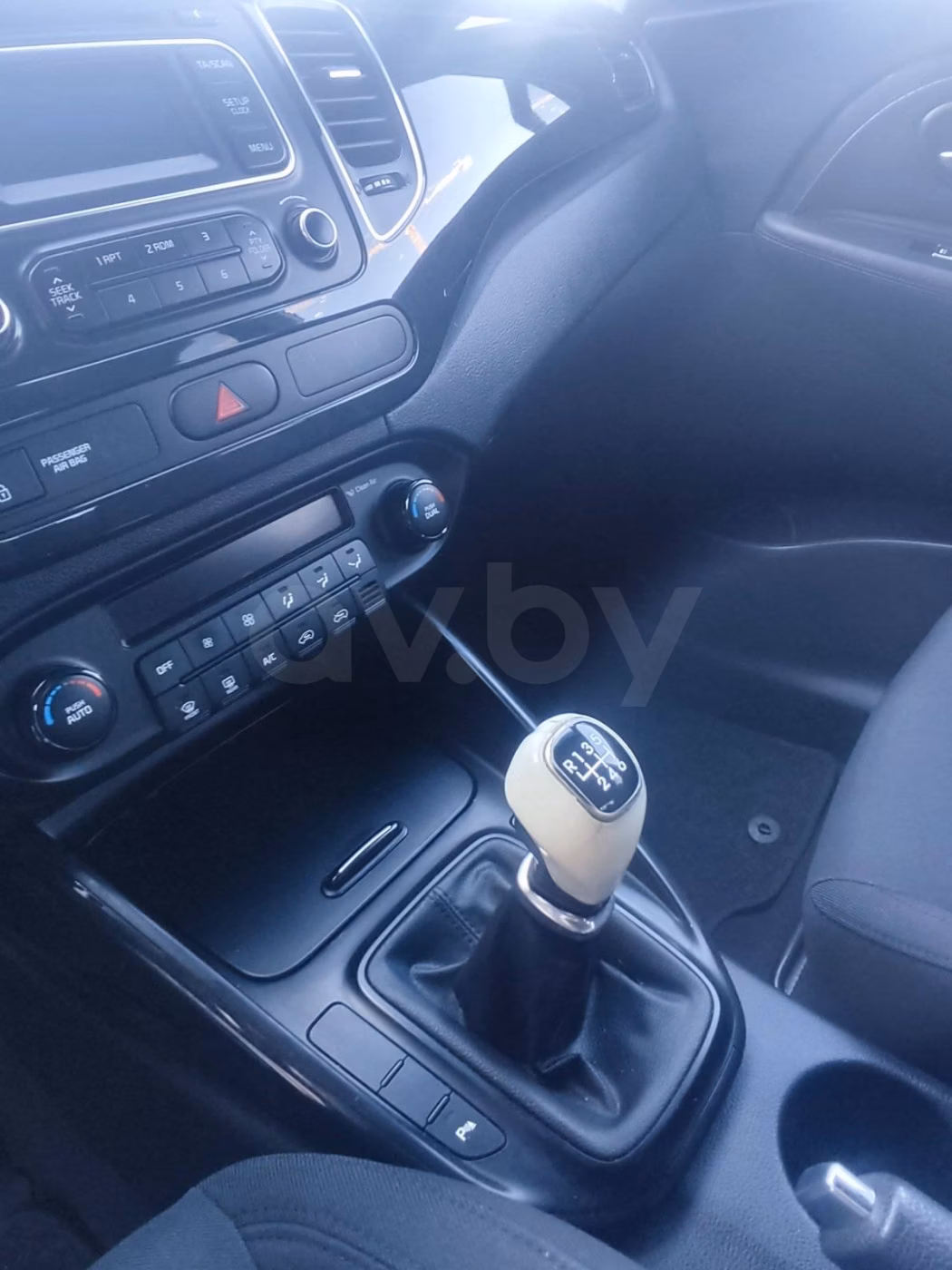 Kia Carens фото 20