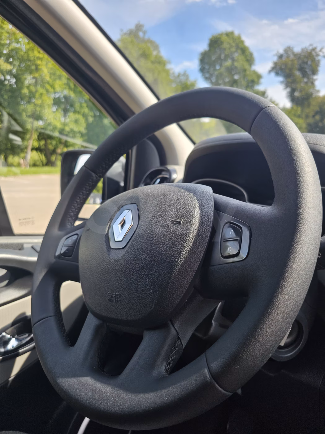 Renault Trafic фото 13
