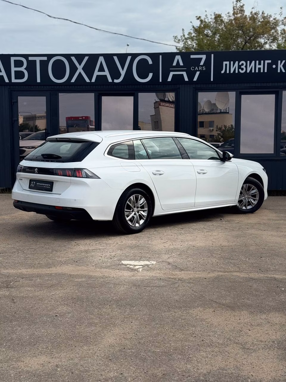 Peugeot 508 фото 7