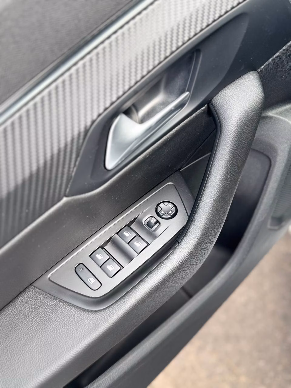 Peugeot 508 фото 8