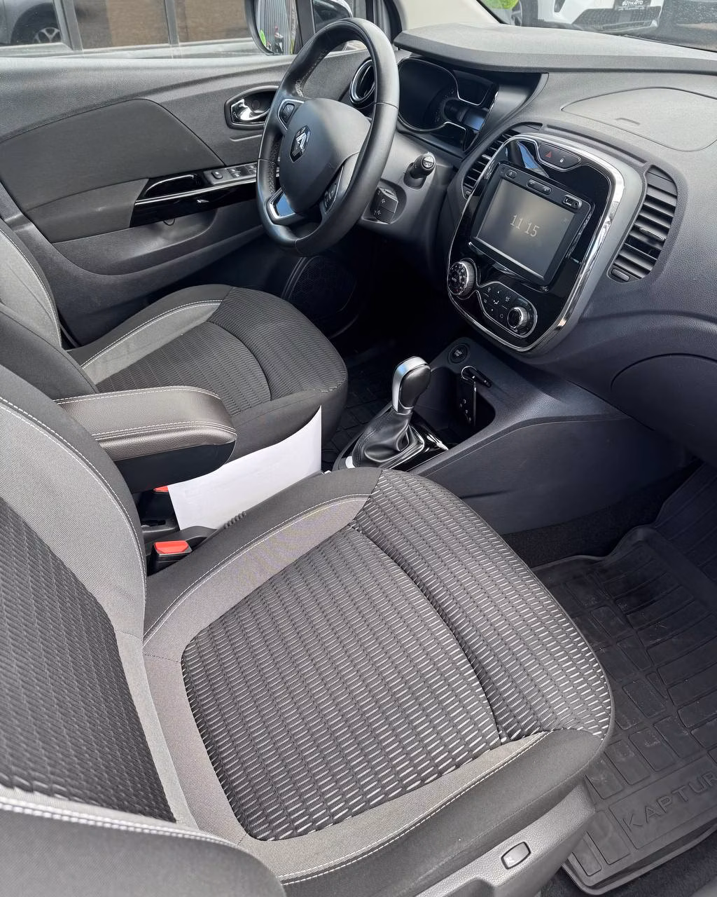 Renault Kaptur фото 13