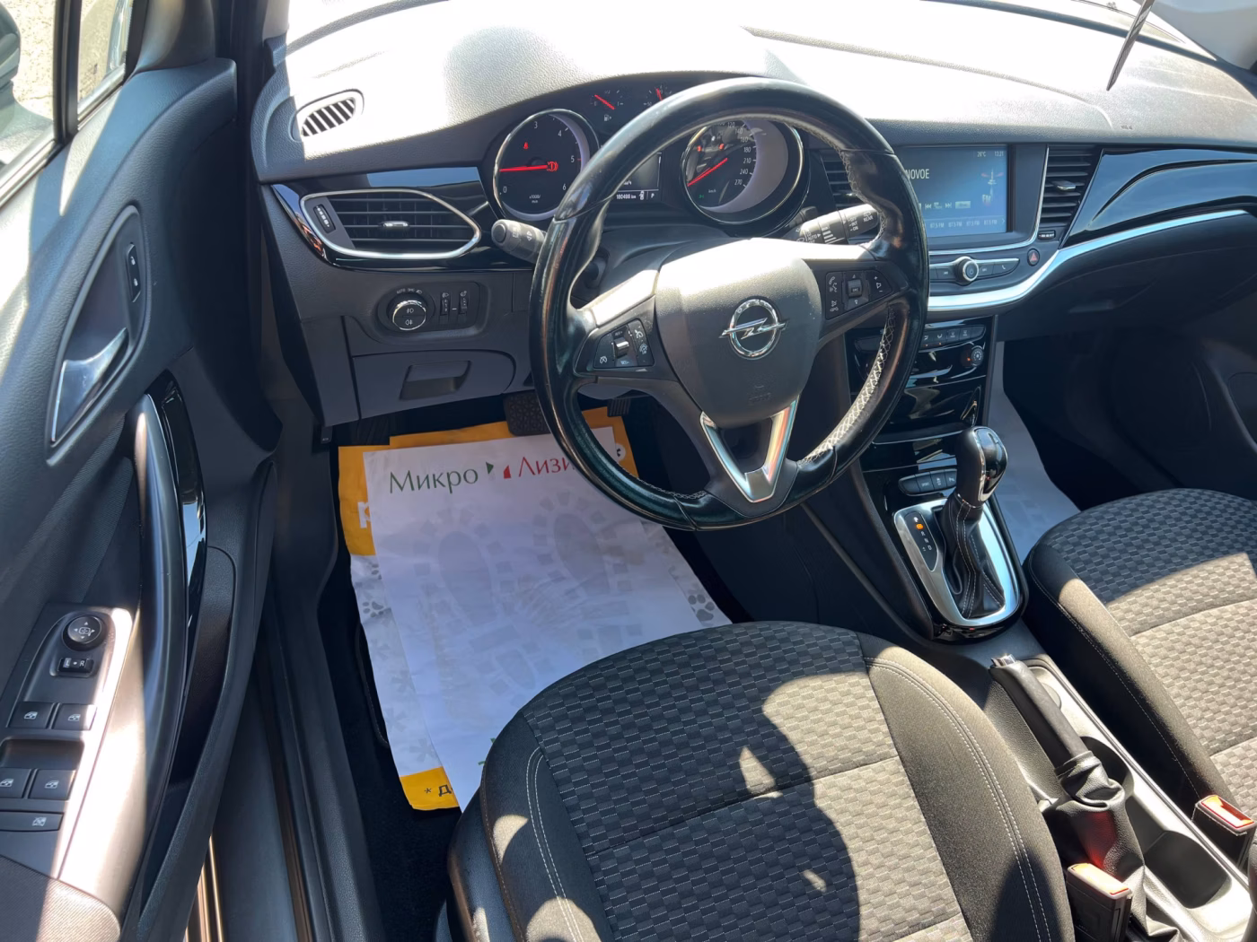 Opel Astra фото 9