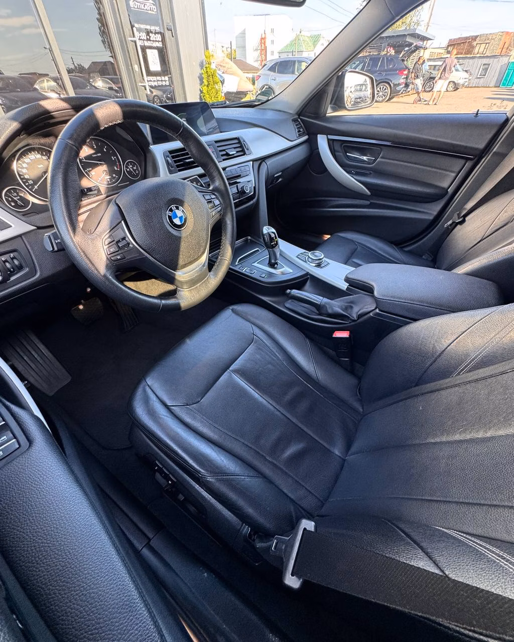 BMW 3 серия фото 10