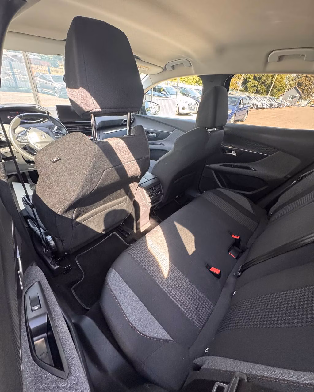 Peugeot 3008 фото 11