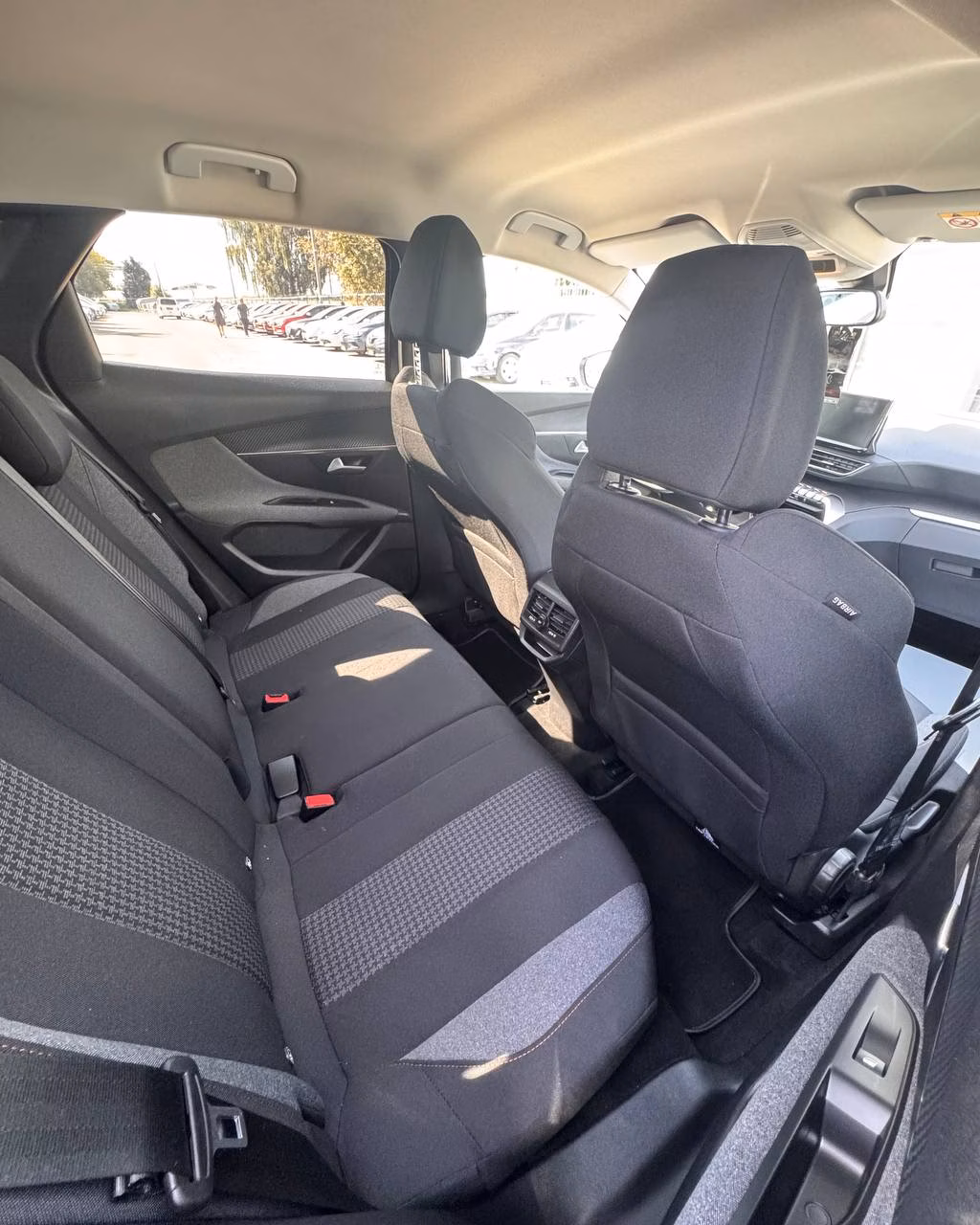 Peugeot 3008 фото 12