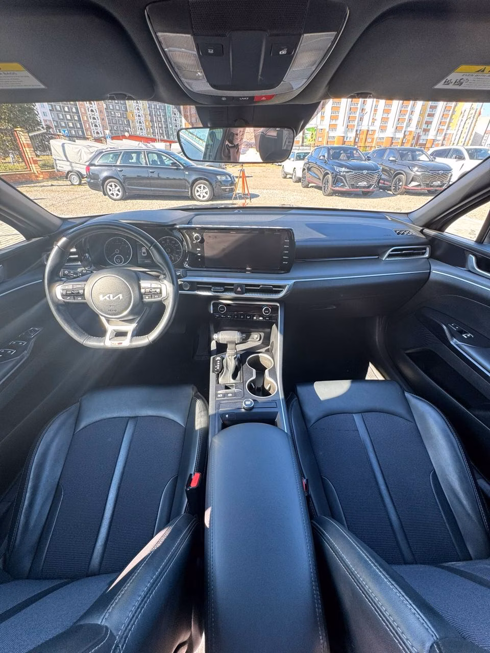 Kia K5 фото 9