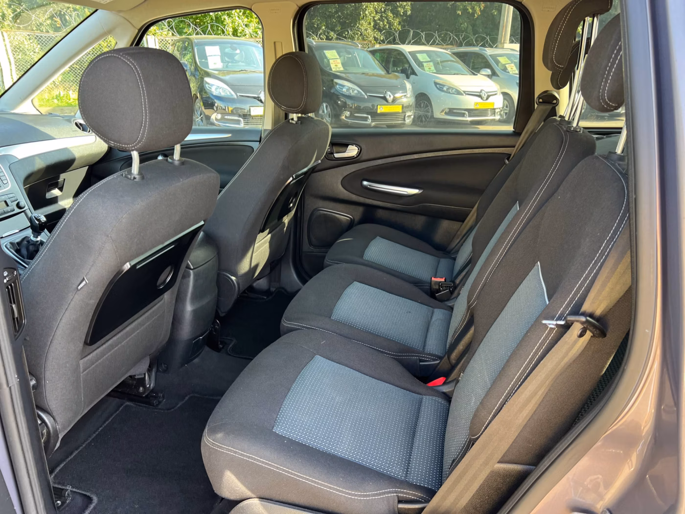 Ford Galaxy фото 13