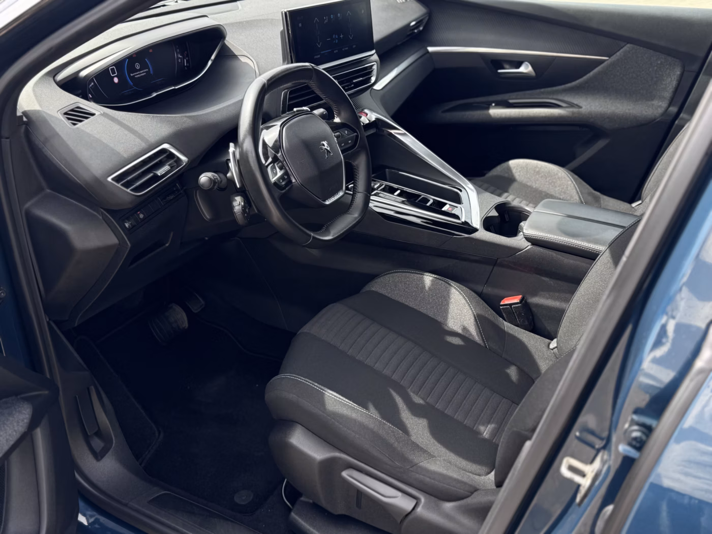 Peugeot 3008 фото 11