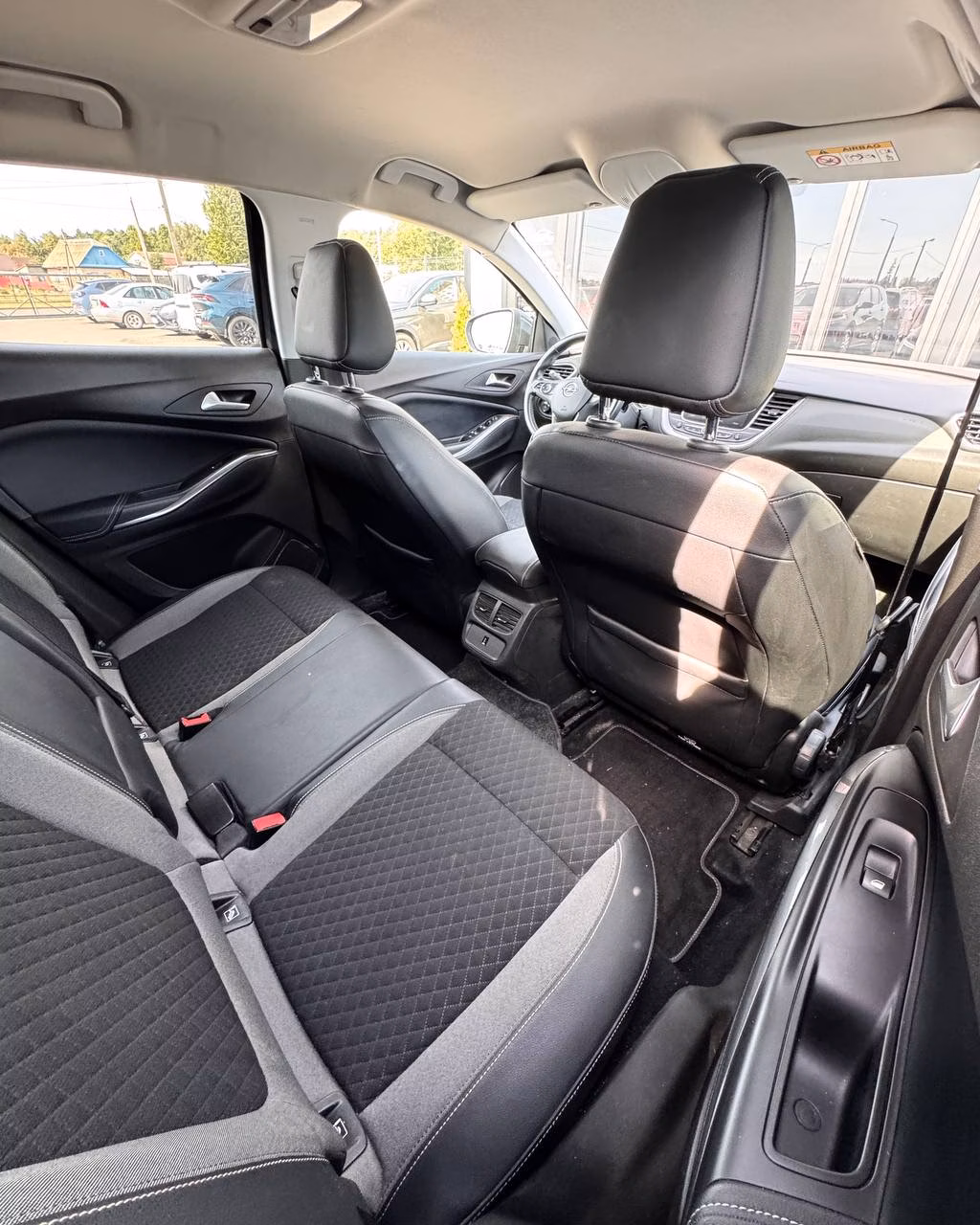 Opel Grandland X фото 13