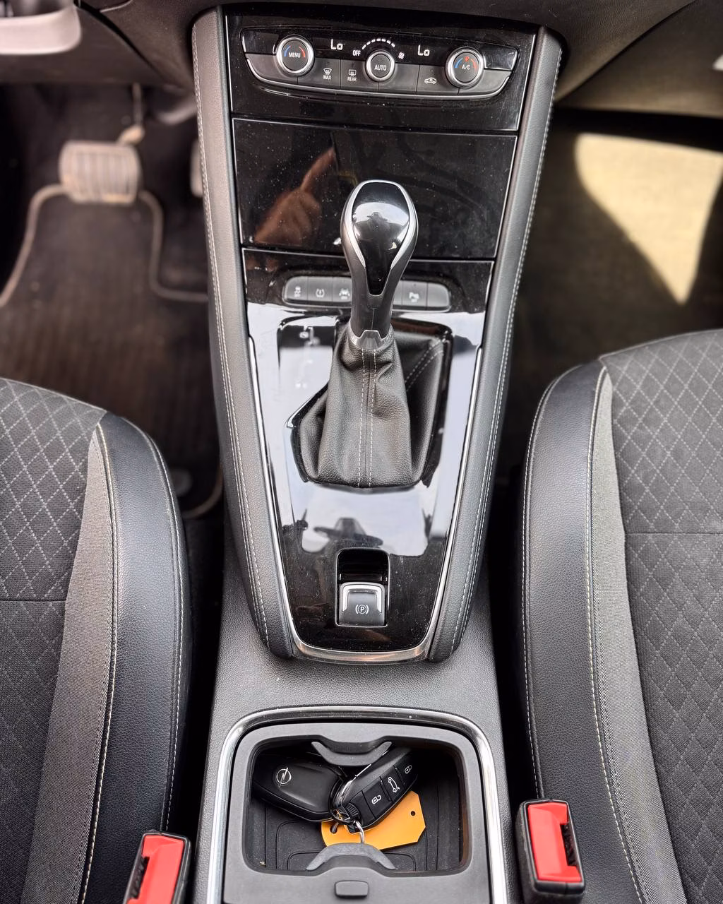 Opel Grandland X фото 18