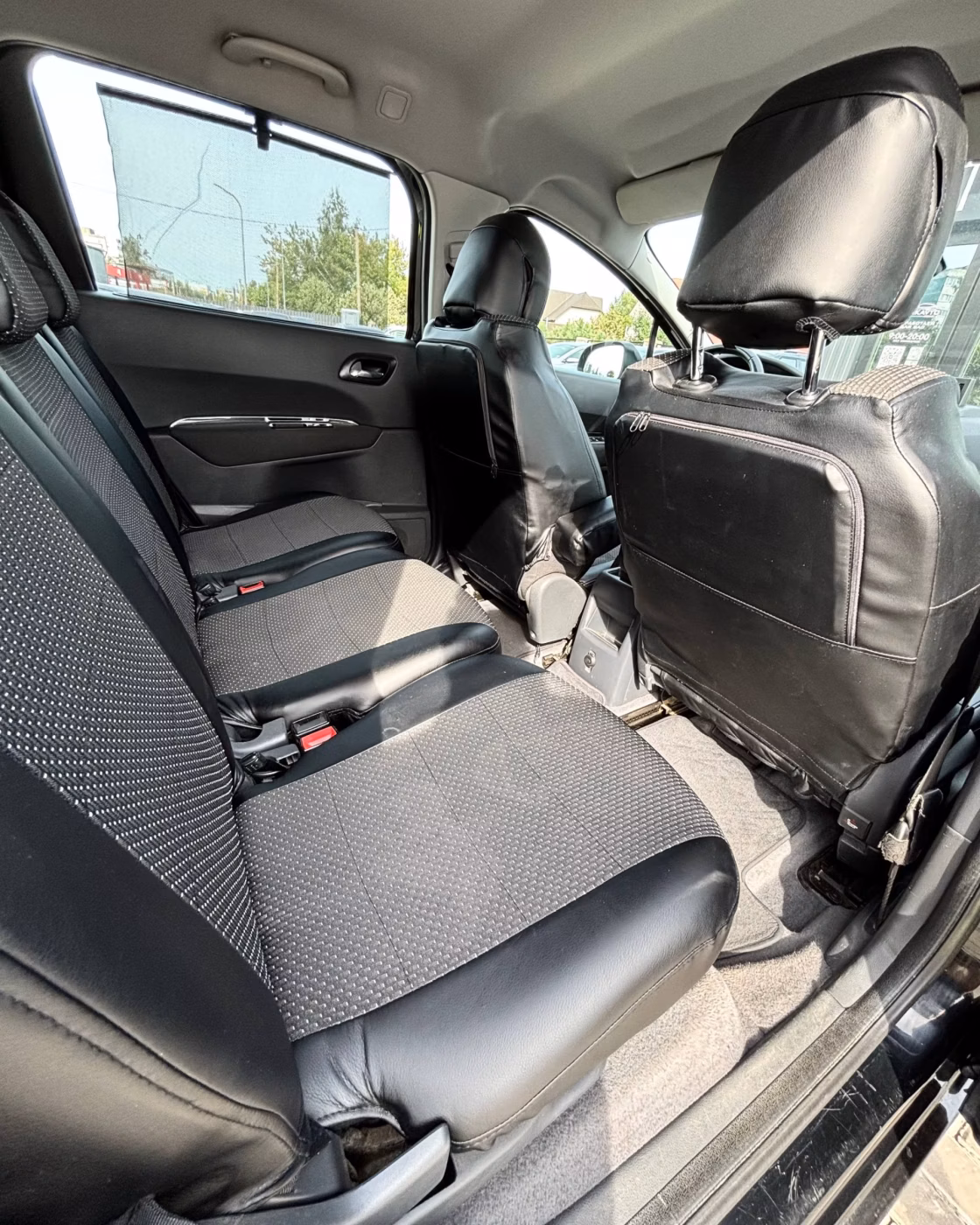 Peugeot 5008 фото 11