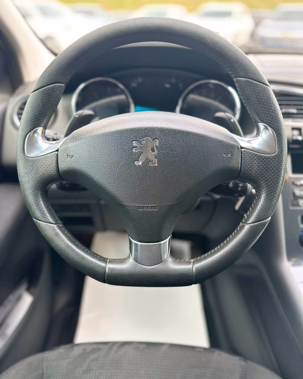 Peugeot 3008 фото 10