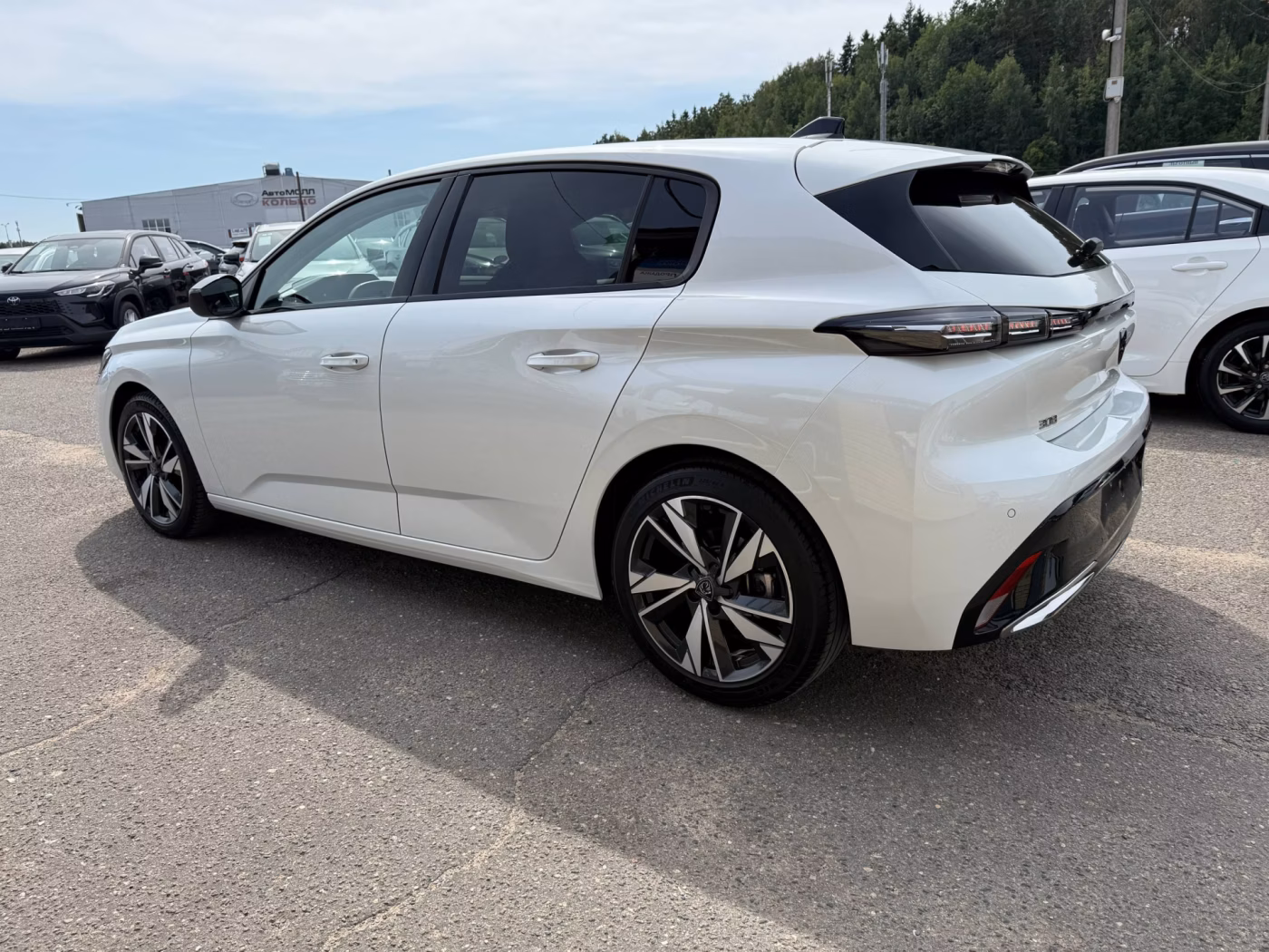 Peugeot 308 фото 7