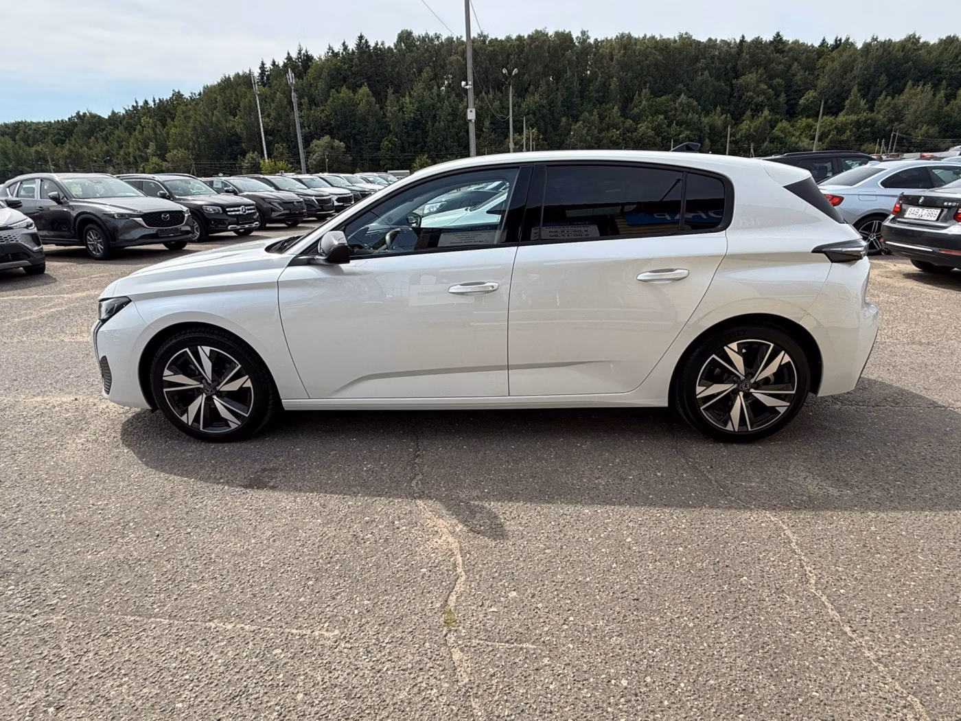 Peugeot 308 фото 8