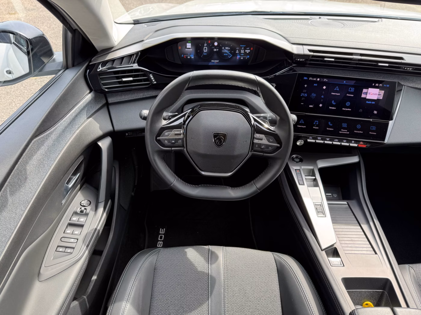 Peugeot 308 фото 11